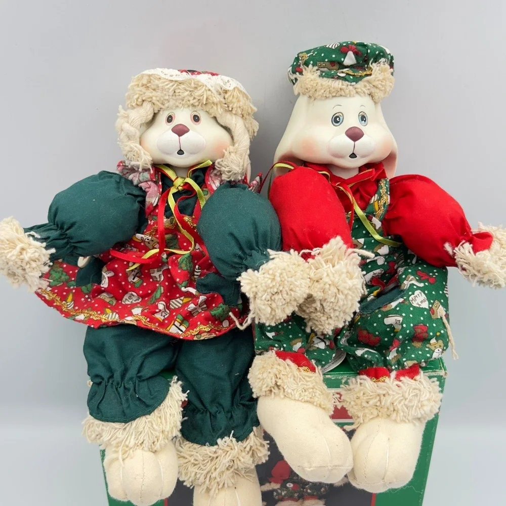 House of Lloyd Christmas Around the World Hip & Hop Bunny Doll Set Vintage Box
